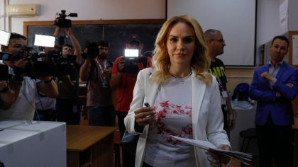 Gabriela Firea încearcă să mobilizeze electoratul pentru alegerile parlamentare, după ce PSD a pierdut circa 30.000 de votanţi doar în Capitală