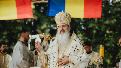 Arhiepiscopul Teodosie al Tomisului și consilierul său vor fi judecați pentru trafic de influență