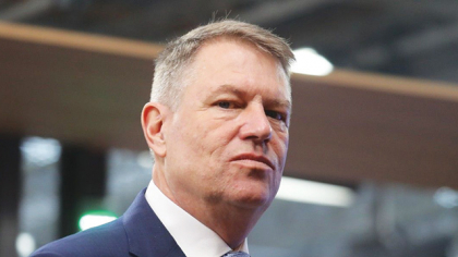 Iohannis, demisie de la Cotroceni pentru „a scuti România de o criză inutilă”. Ce a lăsat în urmă şi ce vrea România de la următorul preşedinte. Reacţii de la mediul de business, politic şi presa străină la demisia preşedintelui Klaus Iohannis