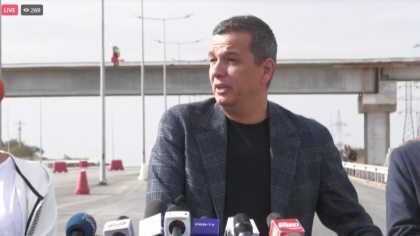 „Autostrada Ford Otosan” DEx 12 Craiova-Piteşti – Grindeanu spune că se va circula pe toată lungimea drumului expres din acest an. Loturile 1 şi 4 vor fi deschise în decembrie