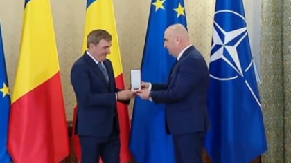 ”Regele” Gică Hagi a fost decorat de președintele Ilie Bolojan cu cea mai înaltă distincție a statului