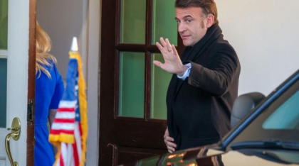 Emmanuel Macron a ajuns la Casa Albă. Președintele francez nu a fost întâmpinat de Donald Trump, nici de vreun alt oficial