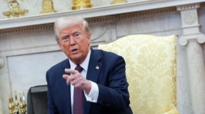 Trump îl acuză pe Zelenski: „Vă jucaţi cu vieţile a milioane de oameni. Vă jucaţi cu al Treilea Război Mondial”