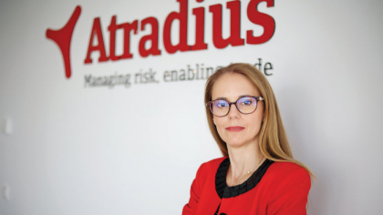 Alexandra Mehedinţu, Atradius România: O uşoară depreciere a leului în raport cu euro va ajuta la stimularea exporturilor, crescând competitivitatea economiei naţionale. Însă impactul psihologic va fi  major dacă euro va depăşi pragul de 5 lei