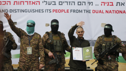 Hamas anunță că va elibera ostatici doar cu un acord permanent de încetare a focului