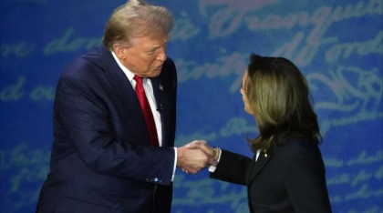 Kamala Harris l-a sunat pe  Donald Trump după tentativa de asasinat. Ce au vorbit cei doi rivali