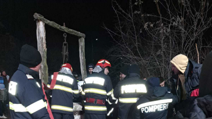 Un bărbat de 36 de ani a căzut într-o fântână cu adâncimea de 30 de metri