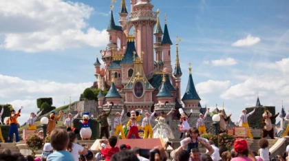 Disneyland Paris: Prețul biletului de intrare se va modifica în funcție de cerere