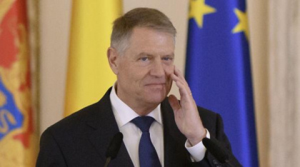 Instanța îl obligă pe Klaus Iohannis să facă publice cheltuielile cu deplasările şi avioanele de lux