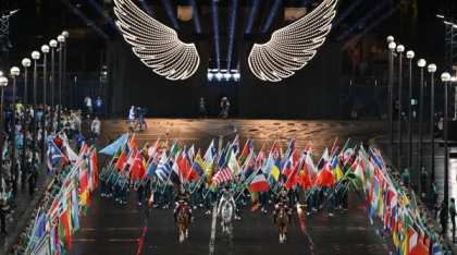 Ceremonia de deschidere a Jocurilor Olimpice a împărțit presa în două: „Cea mai frumoasă din istorie” vs. „Un dezastru”