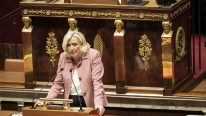 Marine Le Pen critică în mod surprinzător oprirea ajutorului militar pentru Ucraina: „O brutalitate condamnabilă”