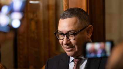 Ponta: Predoiu, „băiatul de mingi” al Sistemului, gata oricând să execute ordinele sorosiştilor