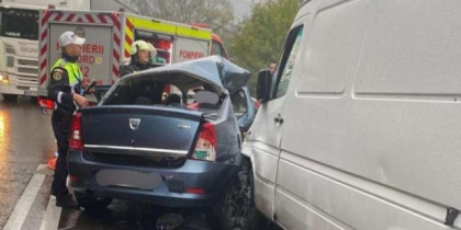 O tânără a murit, iar cinci persoane au fost rănite, într-un accident grav pe Valea Oltului. Două victime sunt în stare gravă