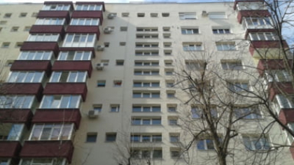 Amendă de până la 3.000 lei pentru cei care nu lasă președintele de bloc să le intre în casă