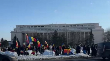 Un avocat este cercetat pentru că a incitat la ură în timpul mitingului pro-Georgescu din Piața Victoriei. "Dacă încercaţi ceva împotriva acestui om, vă călcăm pe cap"