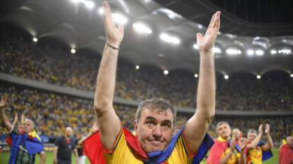 Gheorghe Hagi, decorat cu cea mai înaltă distincție a statului român