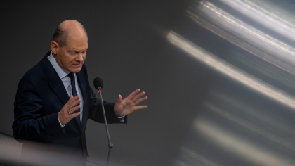 Olaf Scholz respinge cerea lui Donald Trump ca statele NATO să aloce 5% din PIB pentru apărare