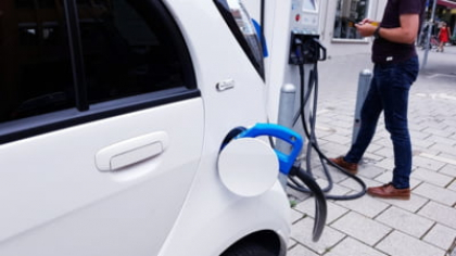 Țara în care aproape toate mașinile noi înmatriculate în 2024 au fost electrice. Va fi prima din lume care va elimina automobilele cu motoare pe benzină şi motorină"