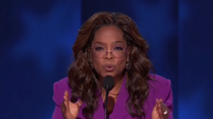 Kamala Harris se alătură lui Oprah Winfrey într-un eveniment de campanie emoţionant