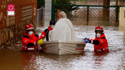 Spania nu scapă de potop. Cod roșu de fenomene meteo extrem de periculoase în provincia Castellón! Premierul Ciolacu cere un centru logistic acolo, pentru ajutarea românilor afectați de inundații