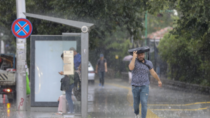 Vreme caldă, dar cu ploi în Bucureşti