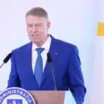 De Ziua Educației, președintele Iohannis a decorat peste 100 de unități de învățământ