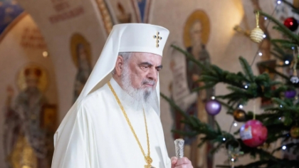 Mesaj cu tâlc al Patriarhului Daniel în noaptea dintre ani: Creștinul este chemat să sfințească locul și timpul pe Pământ. Să cultivăm pacea